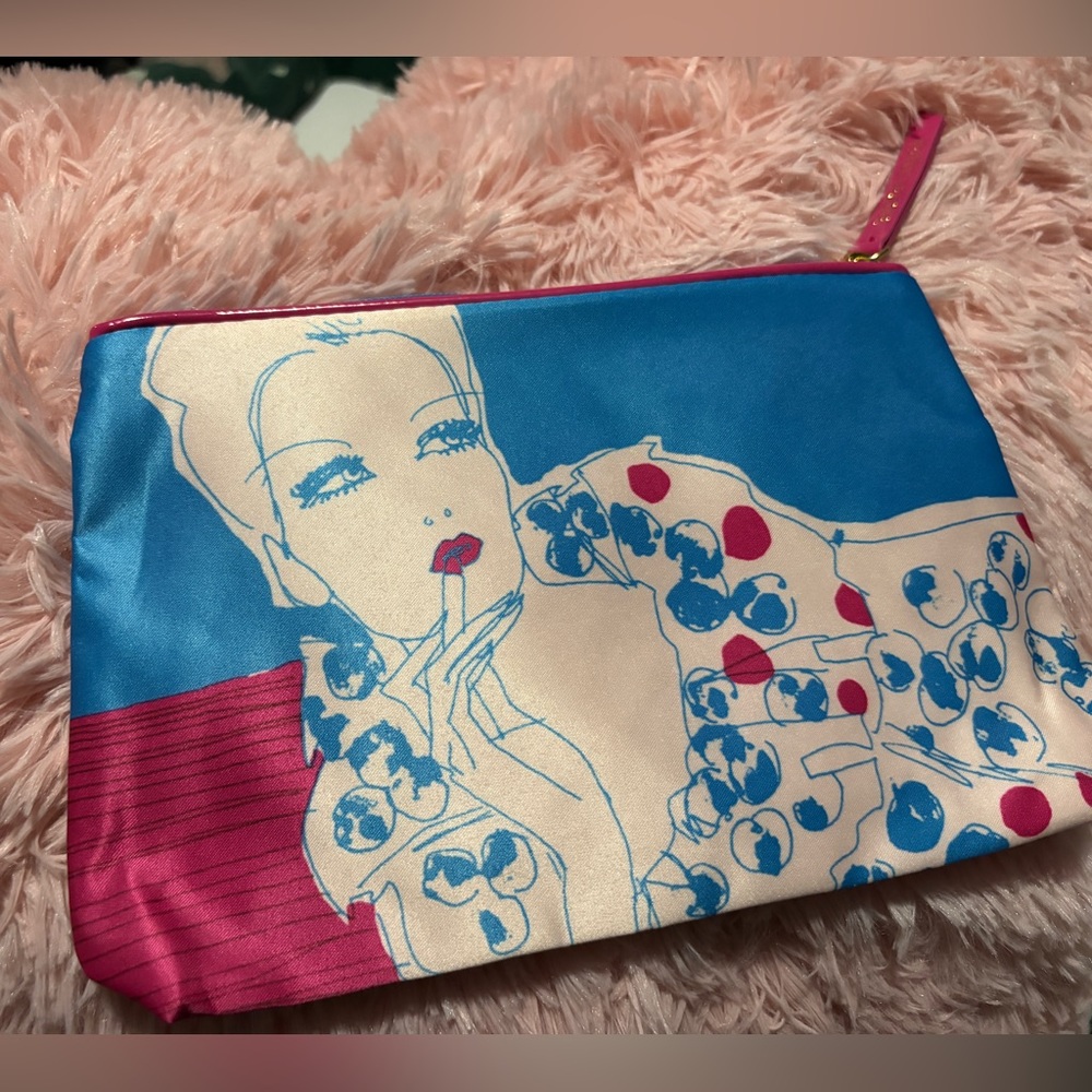 Estée Lauder Makeup Bag New